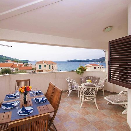 Apartment Meri Razanj With Sea View 外观 照片