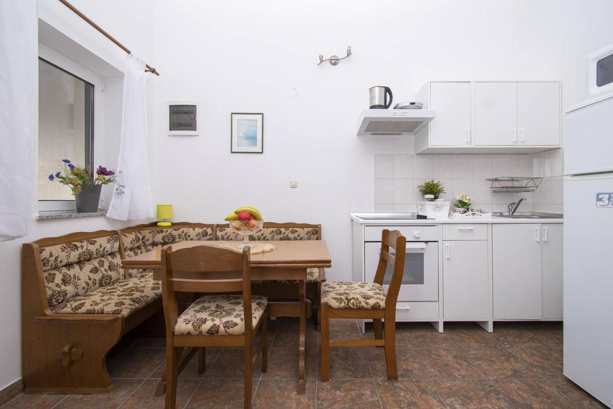 Apartment Meri Razanj With Sea View 外观 照片