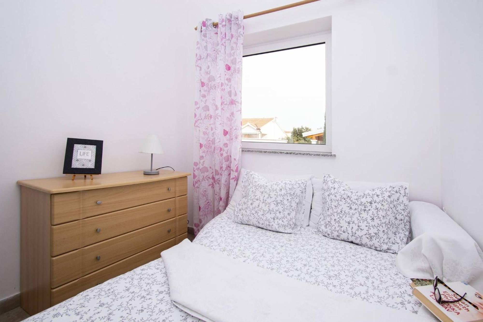 Apartment Meri Razanj With Sea View 外观 照片