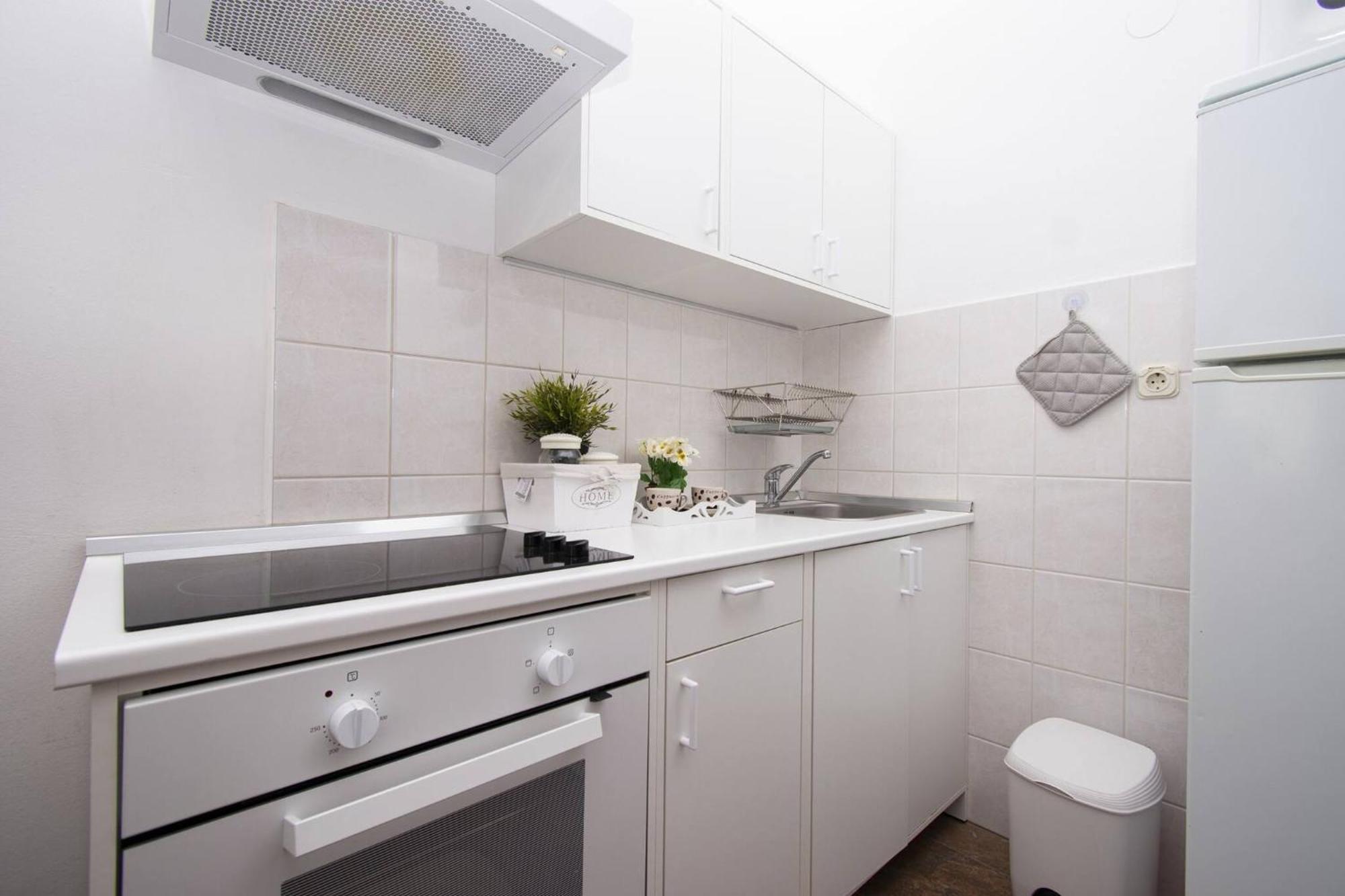 Apartment Meri Razanj With Sea View 外观 照片